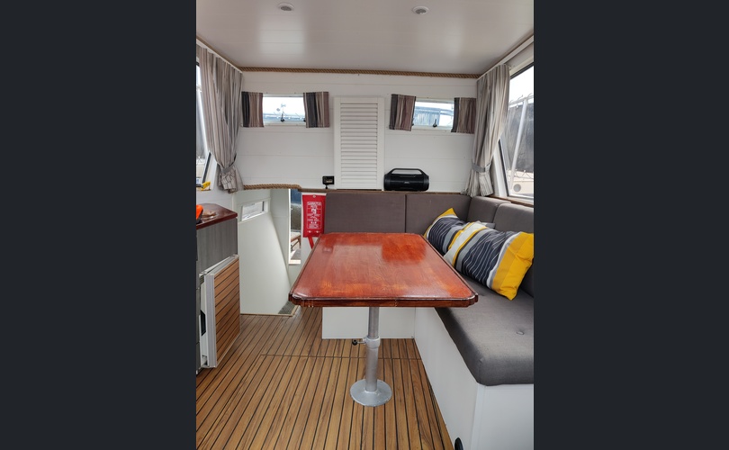 Omavalmiste Moottorivene-kuva-7